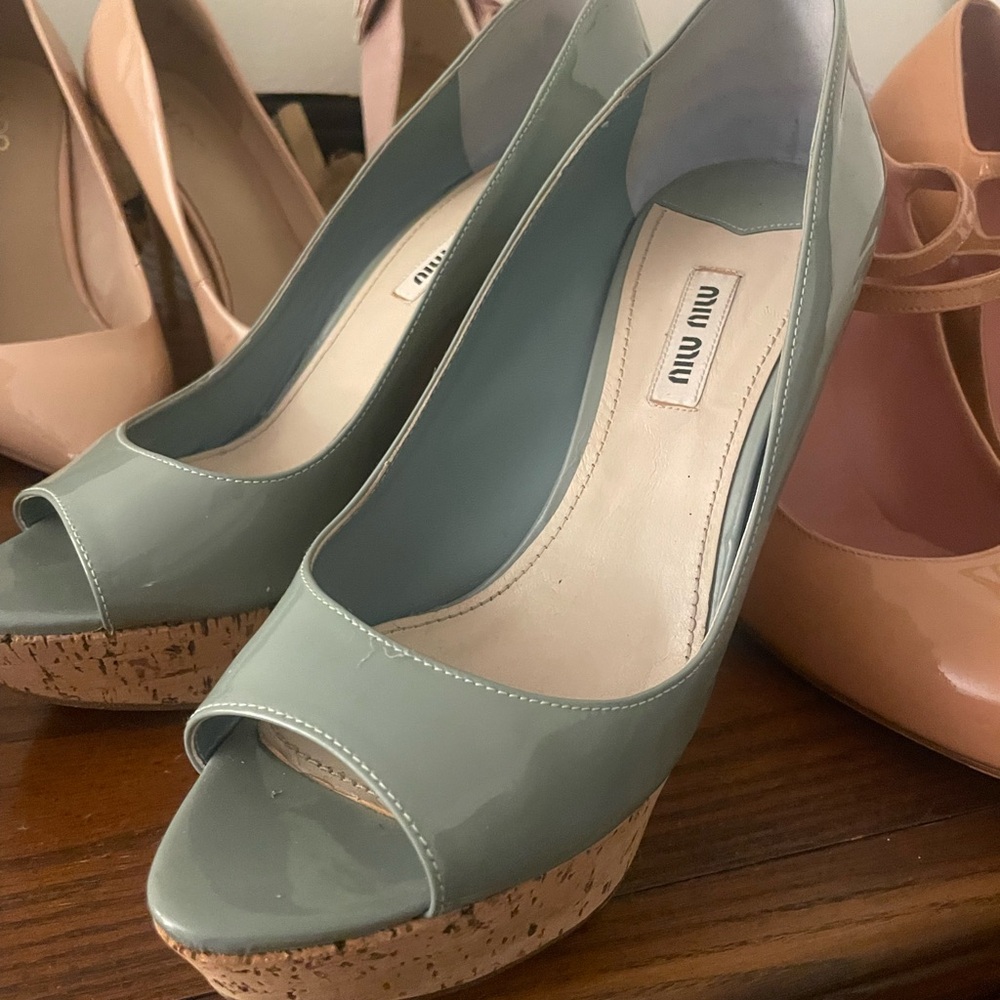 Vintage Miu Miu teal patent leather cork heels